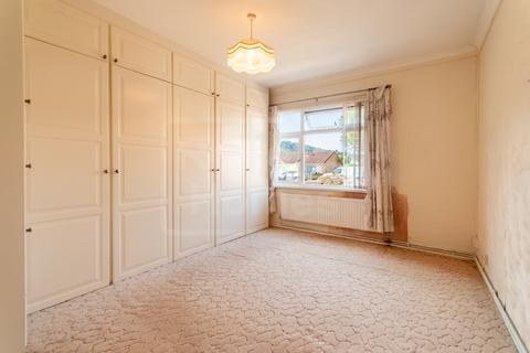 2 bedroom flat for sale, the gardens, ystalyfera, swansea, SA9 2EA