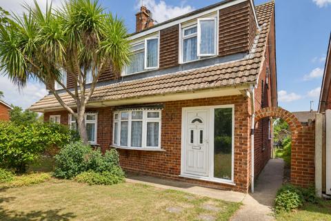 3 bedroom semi-detached house for sale, Keats Walk, Rayleigh SS6
