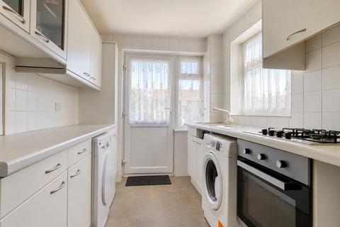 3 bedroom semi-detached house for sale, Keats Walk, Rayleigh SS6