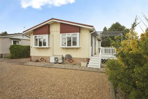 2 bedroom park home for sale, Debenham Corner, Wetheringsett, Stowmarket