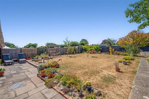 2 bedroom semi-detached bungalow for sale, Chaucer Avenue, Andover