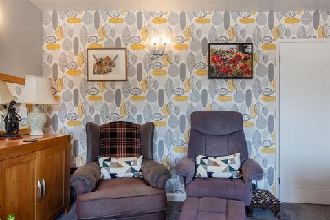 2 bedroom semi-detached bungalow for sale, Chaucer Avenue, Andover