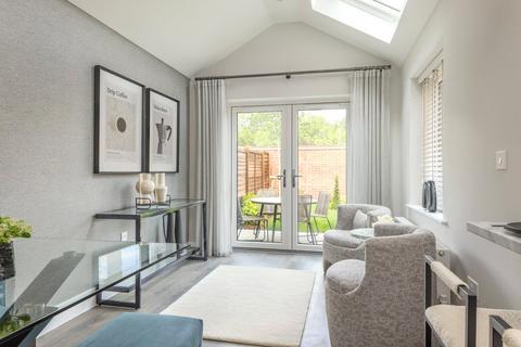 3 bedroom semi-detached house for sale, Buckler's Park, Crowthorne, Berkshire
