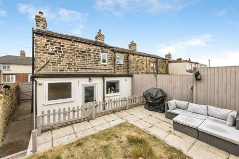 2 bedroom end of terrace house for sale, Westerton Road, Tingley, Wakefield
