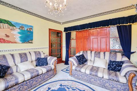 3 bedroom detached house for sale, Stechford Lane, Birmingham
