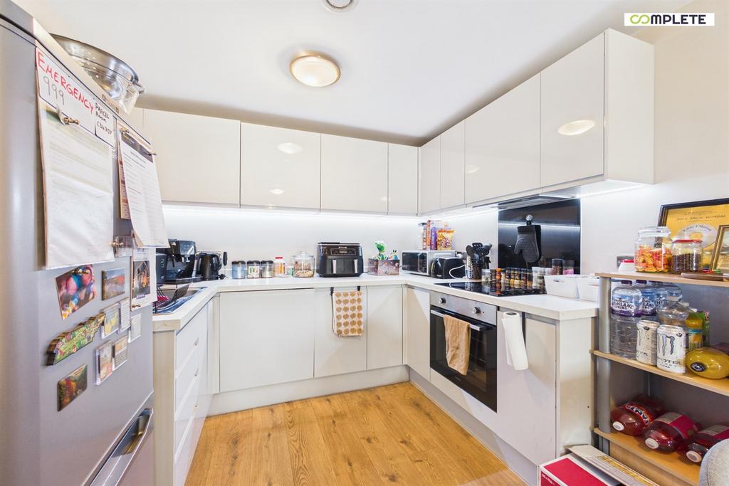 Apartment in Liverpool, Ten Streets, Vauxhall - View 4