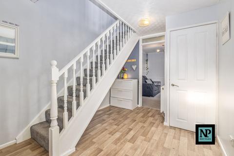 3 bedroom terraced house to rent, Lothersdale, Wilnecote, B77