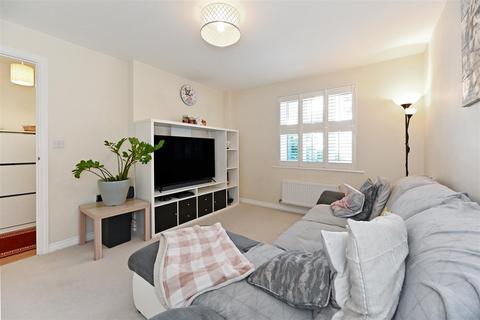 2 bedroom apartment to rent, Whyke Marsh,Chichester