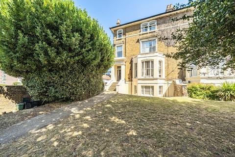 2 bedroom apartment for sale, Widmore Road, Bromley