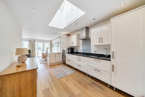 2 bedroom bungalow for sale, Howletts Lane, Ruislip