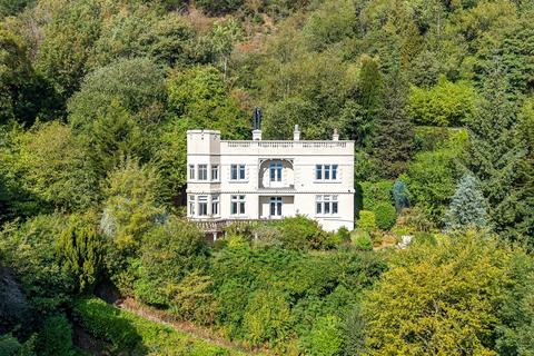 4 bedroom detached house for sale, Wyche Road, Malvern, Worcestershire WR14