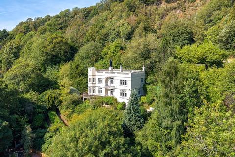 4 bedroom detached house for sale, Wyche Road, Malvern, Worcestershire WR14