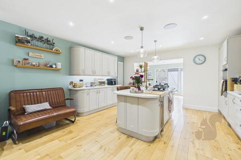 4 bedroom detached house for sale, Frinton Road, Kirby Cross, Frinton-On-Sea