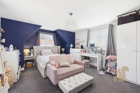 4 bedroom detached house for sale, Frinton Road, Kirby Cross, Frinton-On-Sea