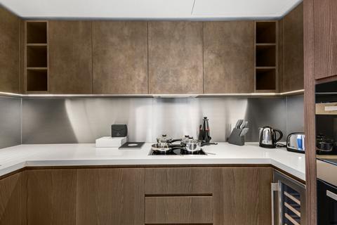 2 bedroom apartment to rent, Carnation Way London SW8