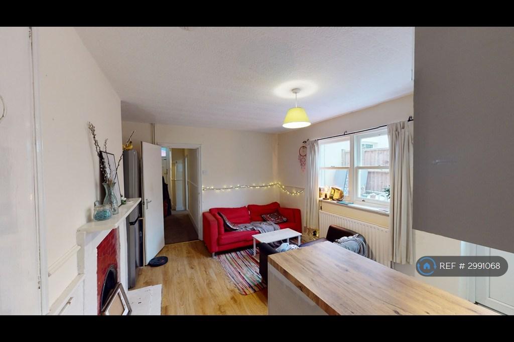 House in London - View 4