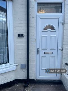 3 bedroom terraced house to rent, Riversdale, Hull, HU9
