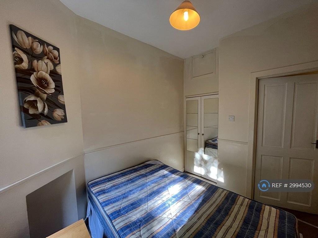 Apartment in Edinburgh - View 4