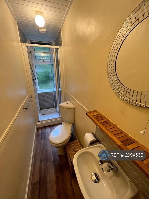 Apartment in Edinburgh - More