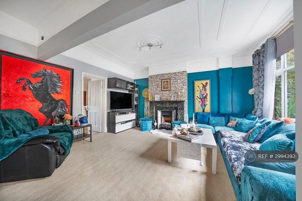 House in London - View 4