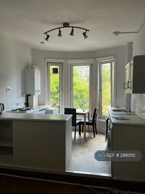 Ettrick Place, Glasgow, G43