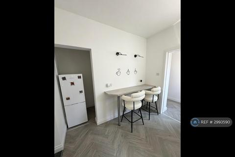 2 bedroom terraced house to rent, Beech Road, Barnsley, S72