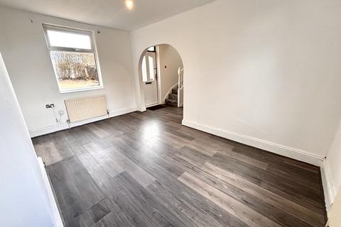 3 bedroom house to rent, Fellbrigg Road, Sheffield, S2