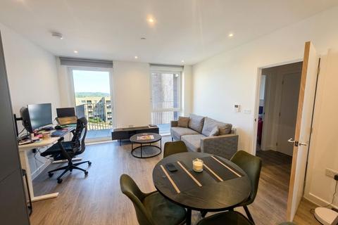 1 bedroom flat to rent, Medawar Drive, Wolff House, NW7
