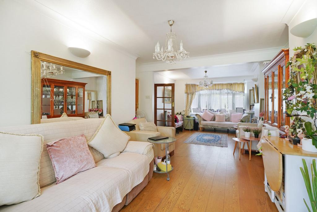 House in London - View 3