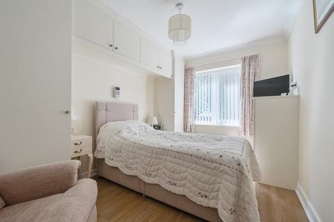 2 bedroom retirement property for sale, Gratwicke Road, West Sussex BN11