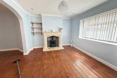 2 bedroom semi-detached house to rent, Overcombe, Templecombe