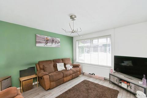3 bedroom end of terrace house for sale, Thakeham Close, Bexhill-on-Sea, East Sussex, TN40