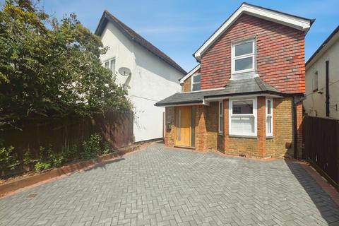 3 bedroom detached house for sale, Britwell Road, Burnham, Slough