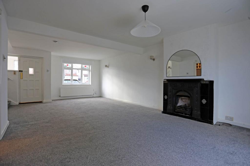 House in Ilford - View 4