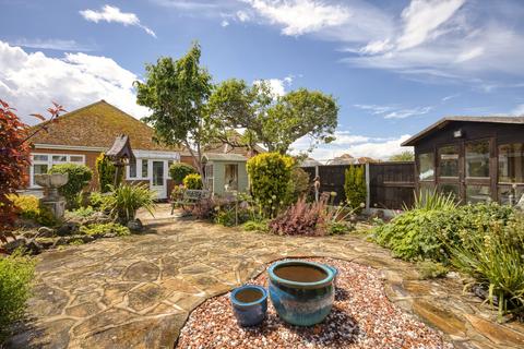2 bedroom bungalow for sale, Downs Road, Ramsgate, CT11