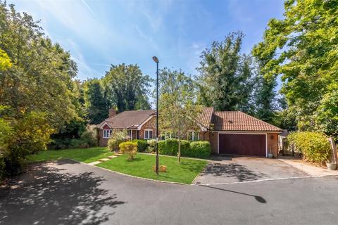 Badgers Walk, Purley CR8