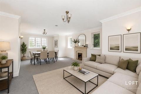 4 bedroom detached house for sale, Badgers Walk, Purley CR8