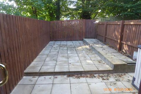 2 bedroom house to rent, Johnstown, Carmarthen,