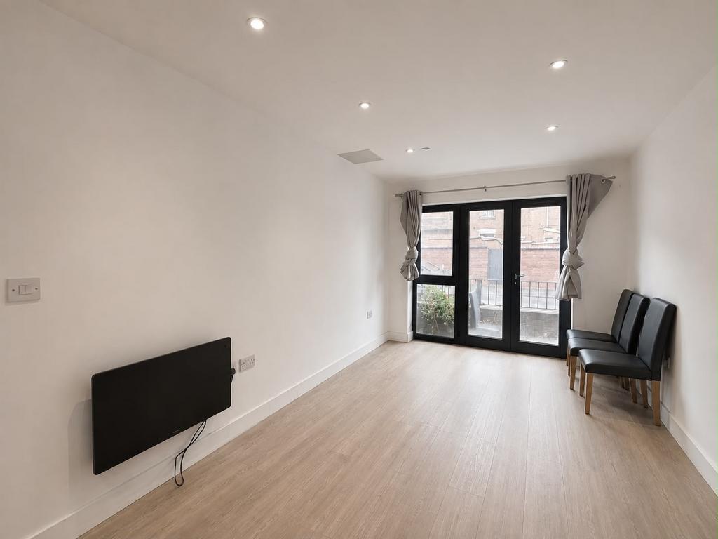 Apartment in Birmingham - View 3