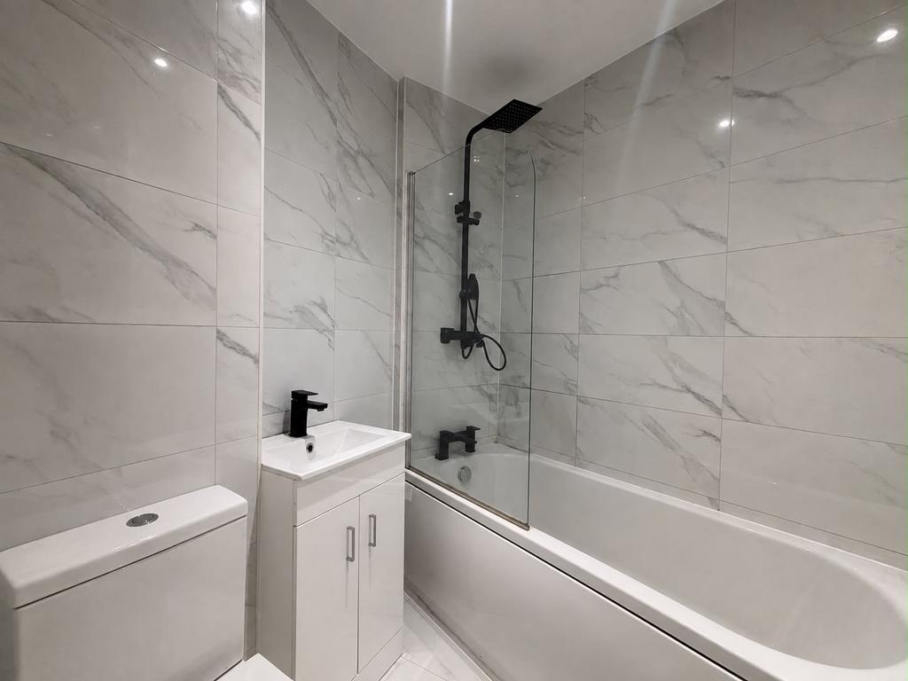 Apartment in Birmingham - View 5