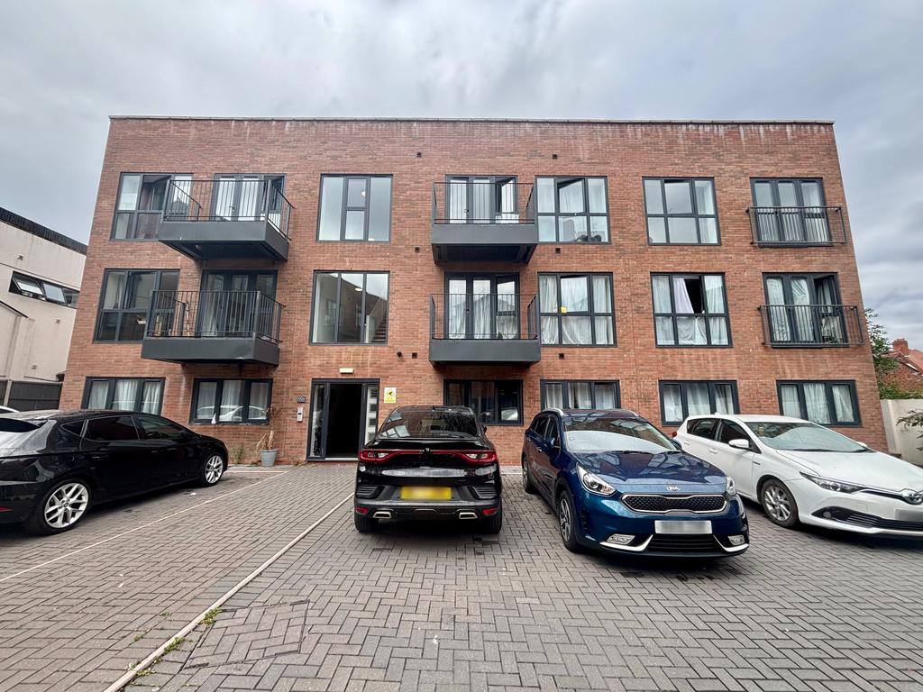 Apartment in Birmingham - More