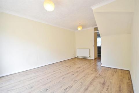 2 bedroom terraced house for sale, Manor Vale, Brentford