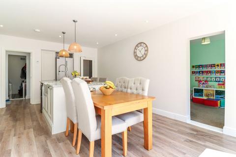4 bedroom property for sale, Oakwood Road, Bricket Wood, AL2