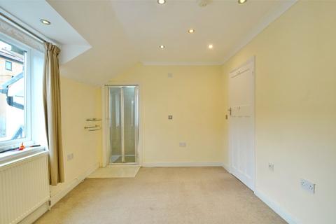 3 bedroom terraced house to rent, Dalton Square, Kingsdown, Bristol, Bristol, BS2