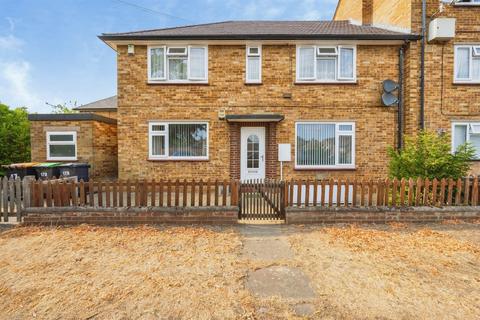 2 bedroom apartment for sale, Lovell Road, Bedford