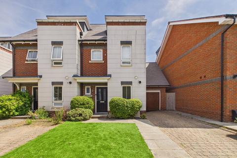 3 bedroom semi-detached house for sale, Blackamoor Lane, Maidenhead, Berkshire, SL6