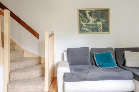 1 bedroom semi-detached house to rent, Avocet Way, Bicester, OX26