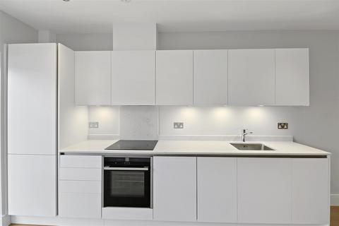 undefined, St. Ives Place, London, E14