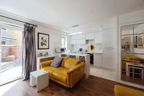 undefined, De Beauvoir Place, London N1