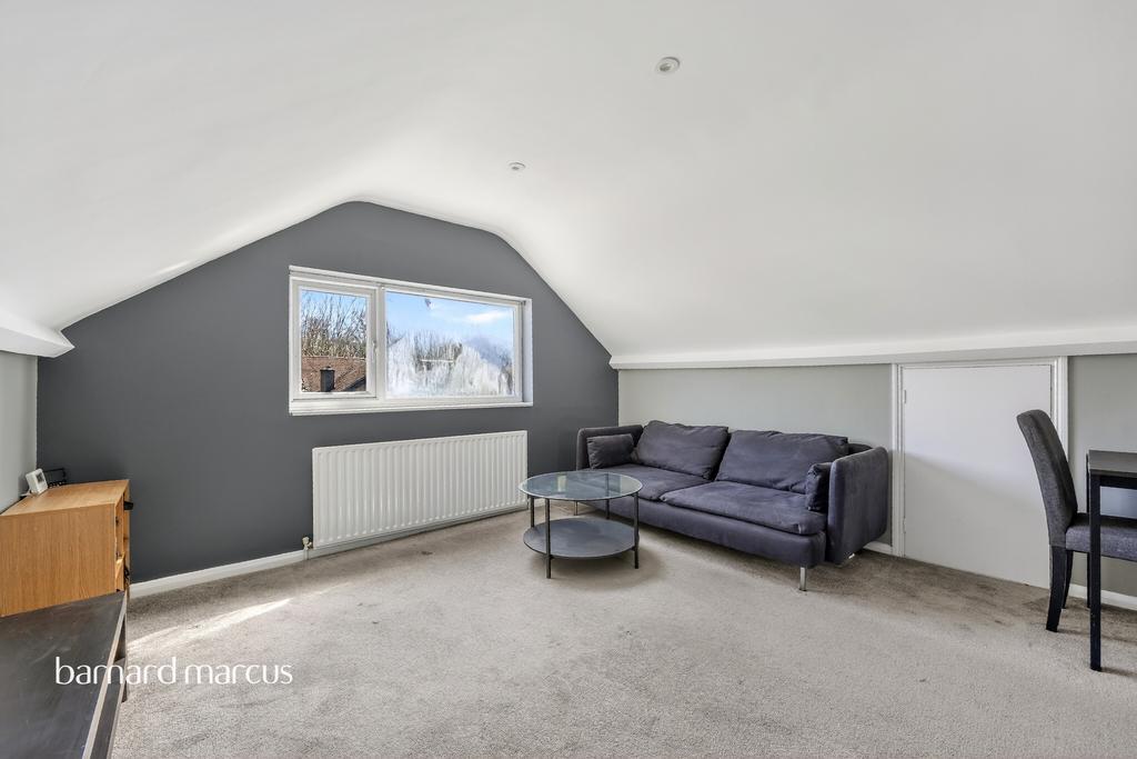 Apartment in SOUTH CROYDON - View 2